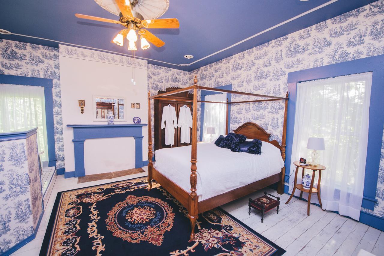 Old Caledonian Bed & Breakfast Ngoại thất bức ảnh