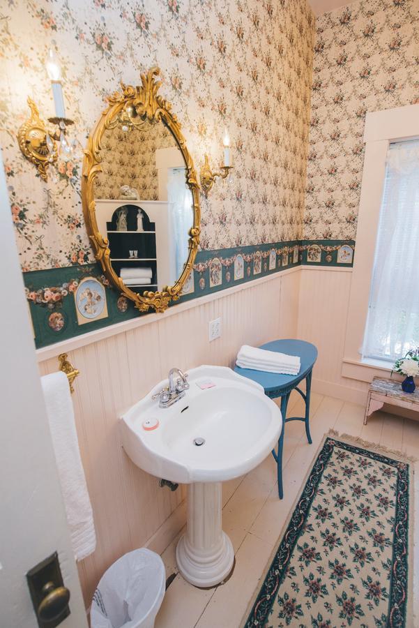 Old Caledonian Bed & Breakfast Ngoại thất bức ảnh