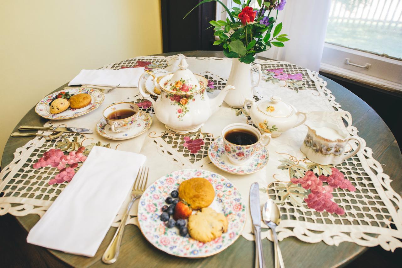 Old Caledonian Bed & Breakfast Ngoại thất bức ảnh