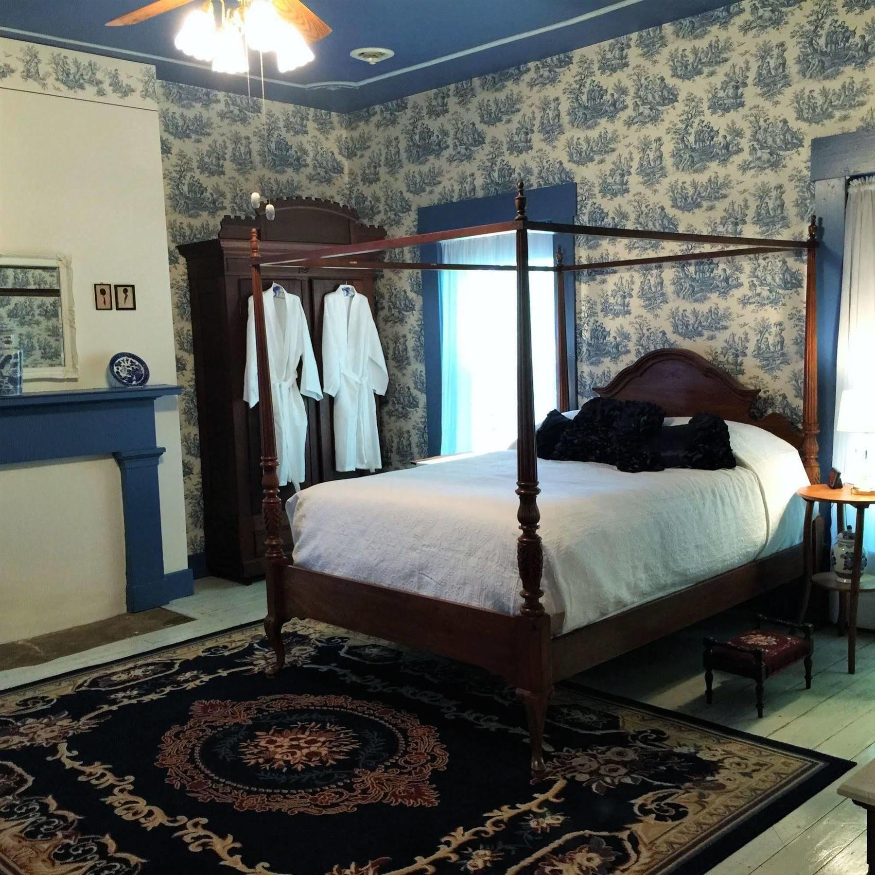 Old Caledonian Bed & Breakfast Ngoại thất bức ảnh