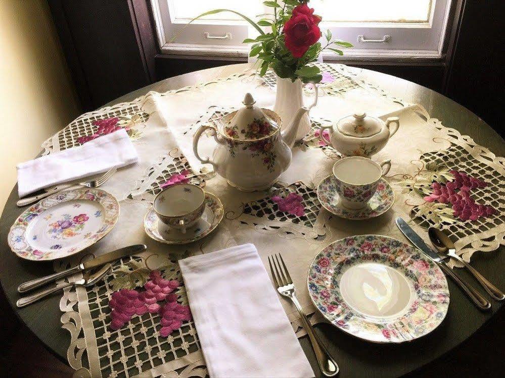 Old Caledonian Bed & Breakfast Ngoại thất bức ảnh